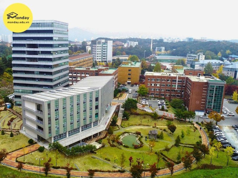Khuôn viên trường Đại học Quốc gia Kangwon