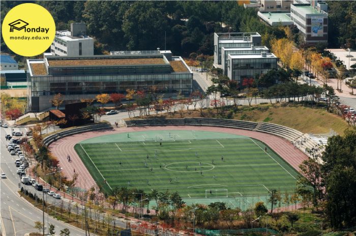 Sân bóng trường Đại học Daejeon