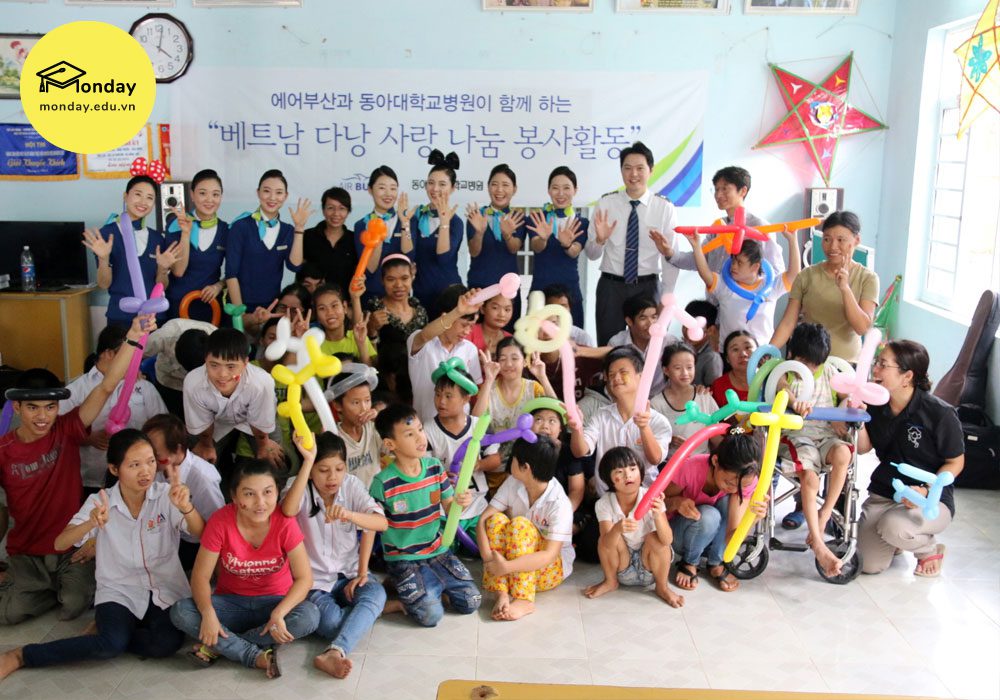 Một hoạt động tình nguyện của trường Dong-A ở Việt Nam