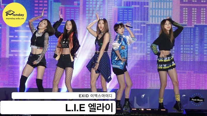 Nhóm nhạc EXID biểu diễn tại lễ hội trường Đại học Chungwoon