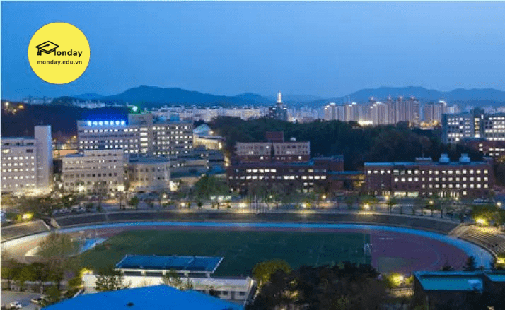Sân bóng đại học Chungbuk 