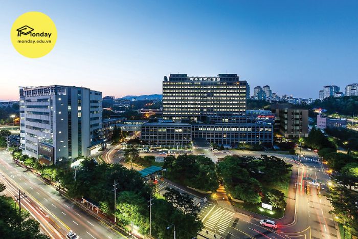 Bệnh viện Đại học Ajou vô cùng nổi tiếng tại thành phố Suwon - Ajou University