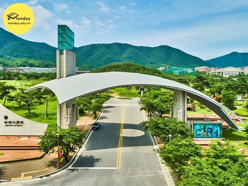 Cổng chào trường Đại học Semyung