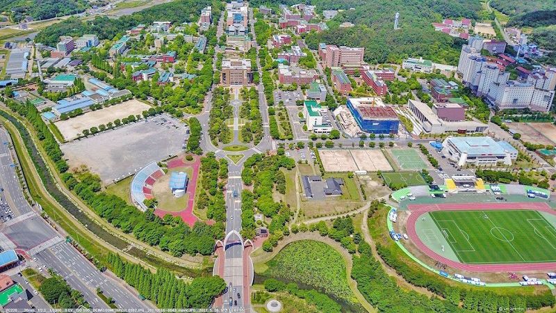 Đại học Quốc gia Gyeongsang nhìn từ trên cao